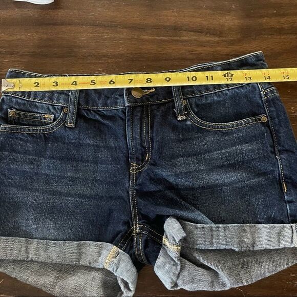 Gap Jean Shorts Rolled Hems Womens Size 0 Dark Wash Blue Summer Casual - Picture 7 of 7